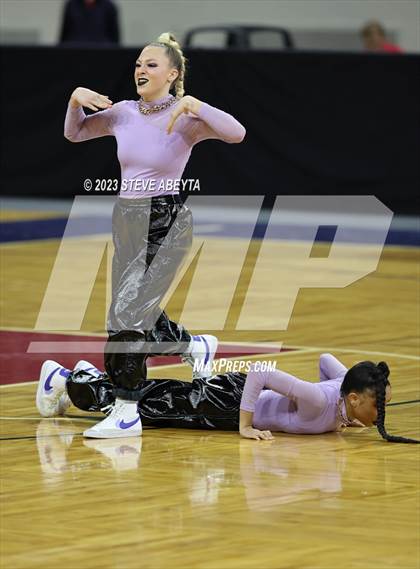 Thumbnail 2 in Fruita Monument CHSAA Spirit Hip Hop photogallery.