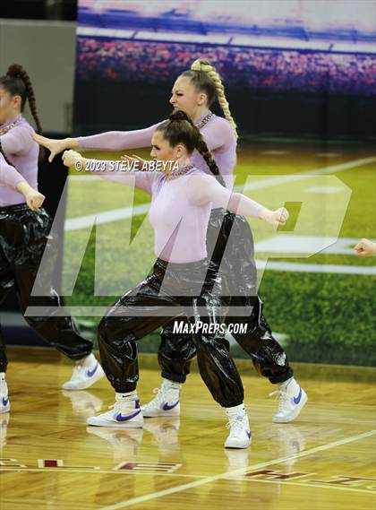 Thumbnail 2 in Fruita Monument CHSAA Spirit Hip Hop photogallery.