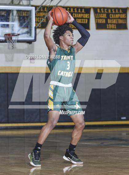 Thumbnail 1 in Trinity Catholic vs St. Anthony's (New York Holiday Invitational) photogallery.