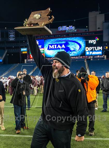 Thumbnail 1 in Northbridge vs. Bishop Fenwick (MIAA Division 5 Final) photogallery.