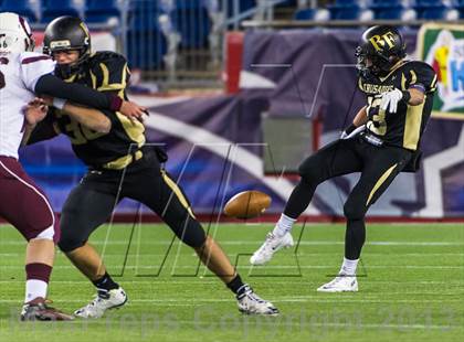 Thumbnail 2 in Northbridge vs. Bishop Fenwick (MIAA Division 5 Final) photogallery.