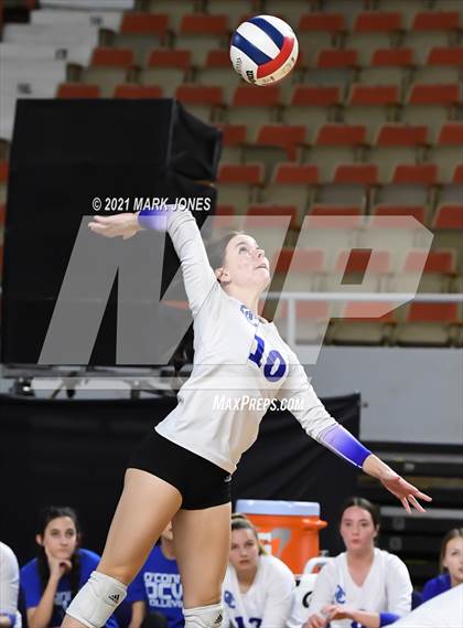 Thumbnail 3 in Hamilton vs. O'Connor (AIA 6A Final)  photogallery.