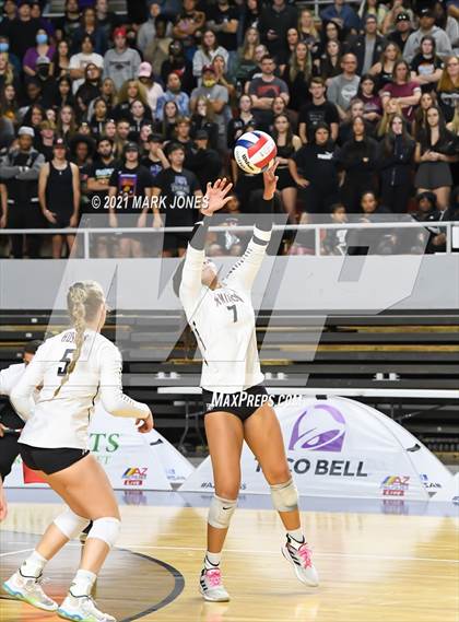 Thumbnail 1 in Hamilton vs. O'Connor (AIA 6A Final)  photogallery.