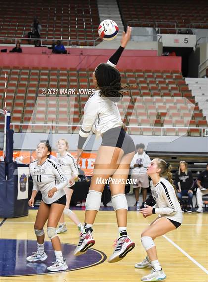 Thumbnail 2 in Hamilton vs. O'Connor (AIA 6A Final)  photogallery.