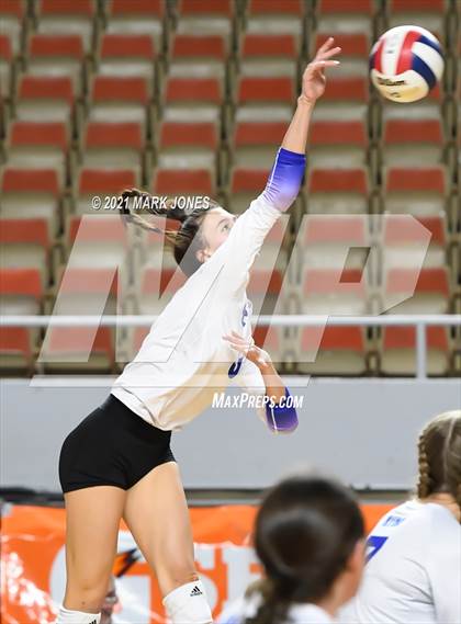 Thumbnail 1 in Hamilton vs. O'Connor (AIA 6A Final)  photogallery.