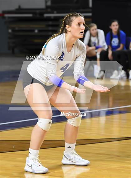 Thumbnail 3 in Hamilton vs. O'Connor (AIA 6A Final)  photogallery.