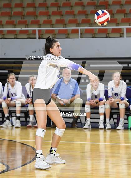 Thumbnail 3 in Hamilton vs. O'Connor (AIA 6A Final)  photogallery.