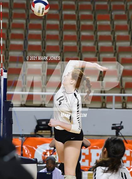 Thumbnail 1 in Hamilton vs. O'Connor (AIA 6A Final)  photogallery.