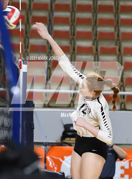 Thumbnail 2 in Hamilton vs. O'Connor (AIA 6A Final)  photogallery.