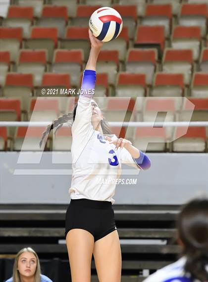 Thumbnail 1 in Hamilton vs. O'Connor (AIA 6A Final)  photogallery.