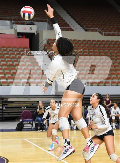 Thumbnail 1 in Hamilton vs. O'Connor (AIA 6A Final)  photogallery.