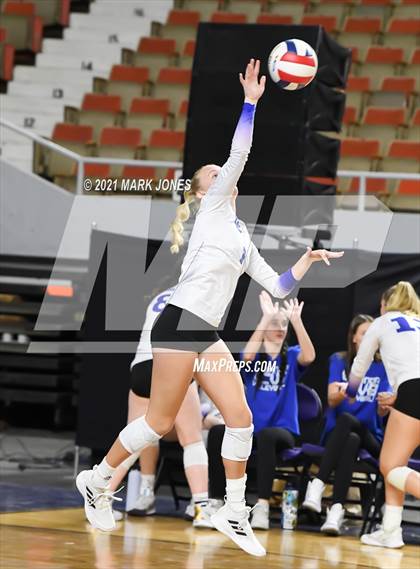 Thumbnail 2 in Hamilton vs. O'Connor (AIA 6A Final)  photogallery.