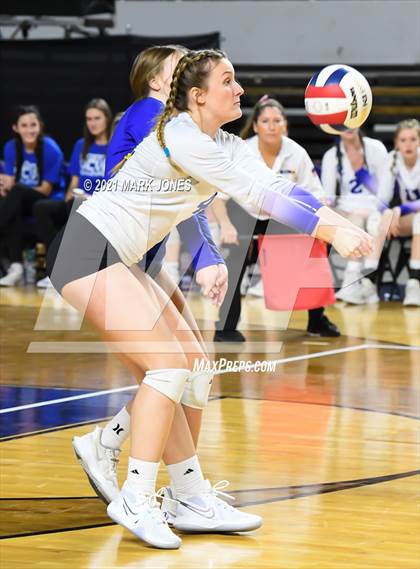 Thumbnail 2 in Hamilton vs. O'Connor (AIA 6A Final)  photogallery.