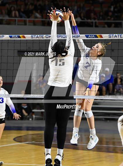 Thumbnail 2 in Hamilton vs. O'Connor (AIA 6A Final)  photogallery.