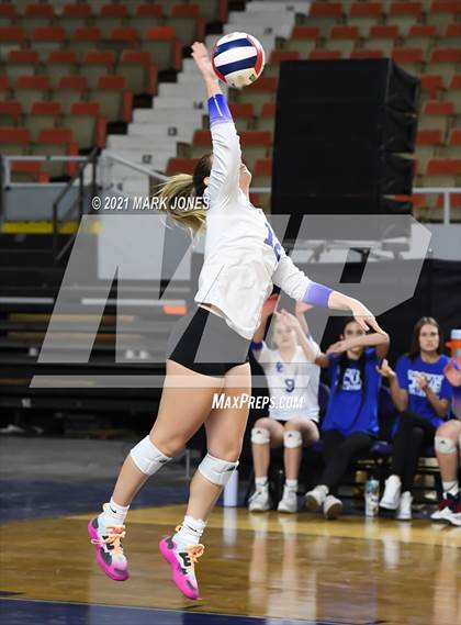 Thumbnail 2 in Hamilton vs. O'Connor (AIA 6A Final)  photogallery.