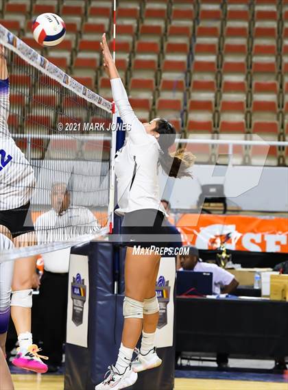 Thumbnail 2 in Hamilton vs. O'Connor (AIA 6A Final)  photogallery.