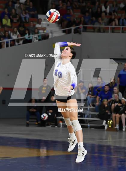 Thumbnail 1 in Hamilton vs. O'Connor (AIA 6A Final)  photogallery.