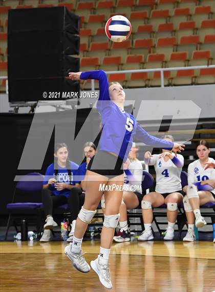 Thumbnail 3 in Hamilton vs. O'Connor (AIA 6A Final)  photogallery.