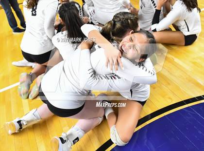 Thumbnail 1 in Hamilton vs. O'Connor (AIA 6A Final)  photogallery.