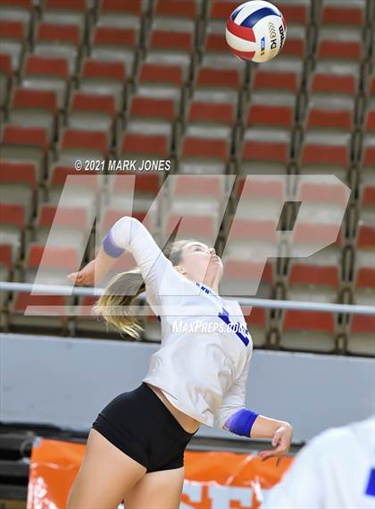 Thumbnail 3 in Hamilton vs. O'Connor (AIA 6A Final)  photogallery.