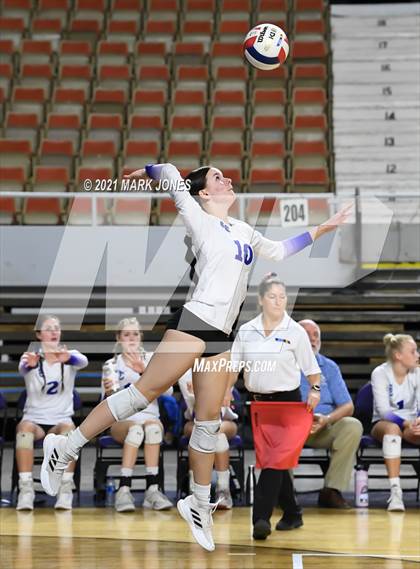 Thumbnail 1 in Hamilton vs. O'Connor (AIA 6A Final)  photogallery.