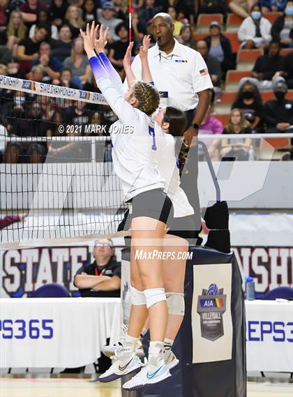 Thumbnail 1 in Hamilton vs. O'Connor (AIA 6A Final)  photogallery.
