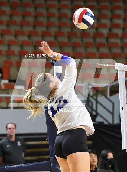 Thumbnail 3 in Hamilton vs. O'Connor (AIA 6A Final)  photogallery.
