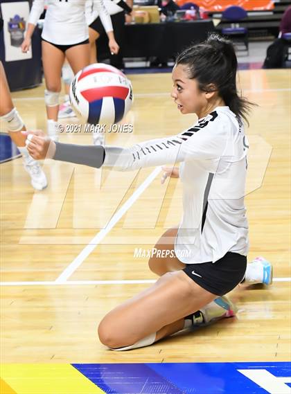 Thumbnail 1 in Hamilton vs. O'Connor (AIA 6A Final)  photogallery.