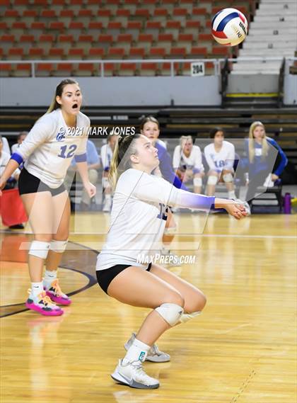 Thumbnail 3 in Hamilton vs. O'Connor (AIA 6A Final)  photogallery.