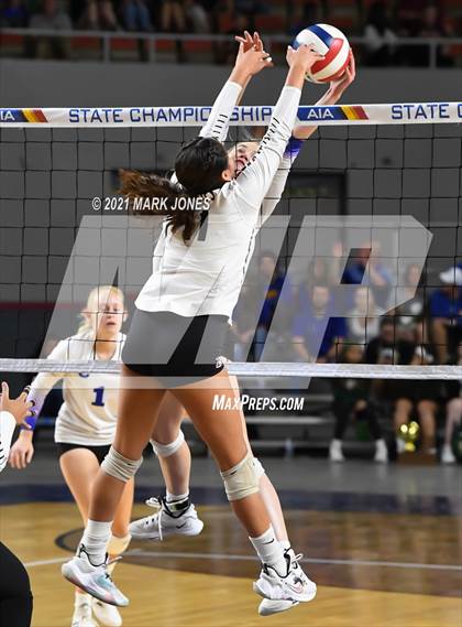 Thumbnail 3 in Hamilton vs. O'Connor (AIA 6A Final)  photogallery.
