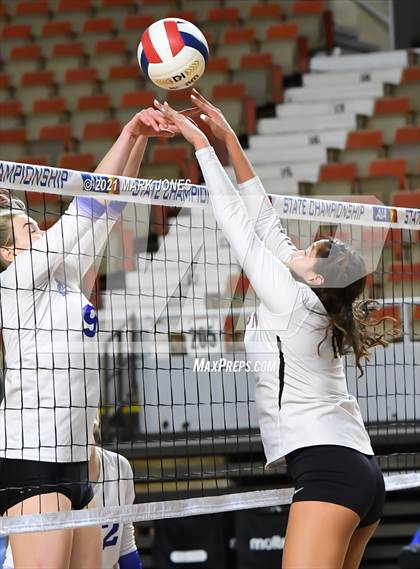 Thumbnail 1 in Hamilton vs. O'Connor (AIA 6A Final)  photogallery.