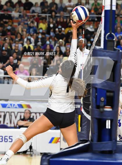 Thumbnail 3 in Hamilton vs. O'Connor (AIA 6A Final)  photogallery.