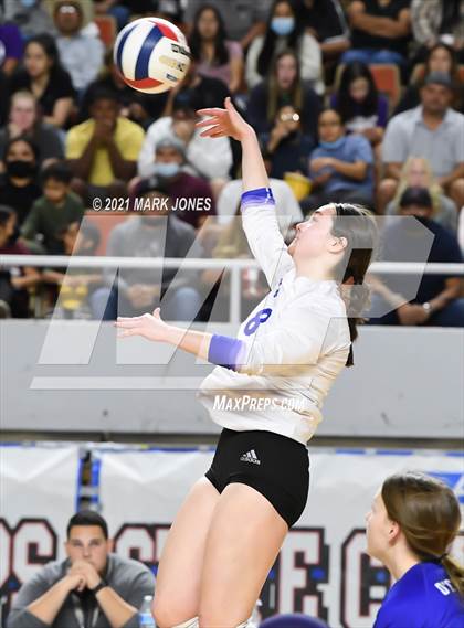 Thumbnail 1 in Hamilton vs. O'Connor (AIA 6A Final)  photogallery.