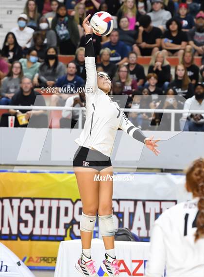 Thumbnail 3 in Hamilton vs. O'Connor (AIA 6A Final)  photogallery.