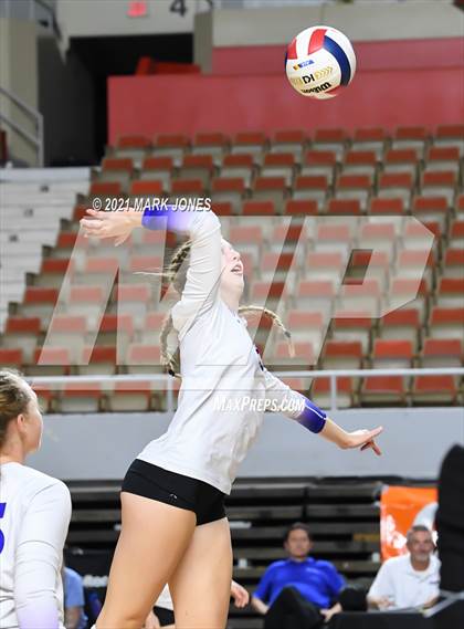 Thumbnail 3 in Hamilton vs. O'Connor (AIA 6A Final)  photogallery.