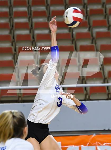 Thumbnail 2 in Hamilton vs. O'Connor (AIA 6A Final)  photogallery.