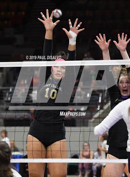 Thumbnail 3 in Valor Christian vs. Fort Collins (CHSAA 5A Semi-Final) photogallery.