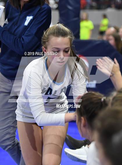 Thumbnail 3 in Valor Christian vs. Fort Collins (CHSAA 5A Semi-Final) photogallery.