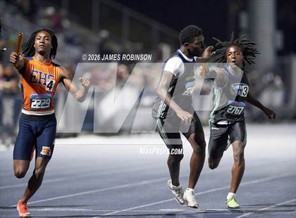 Thumbnail 2 in FHSAA Class 3A Final (4x400m) photogallery.