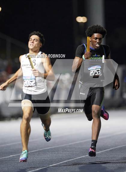 Thumbnail 1 in FHSAA Class 3A Final (4x400m) photogallery.