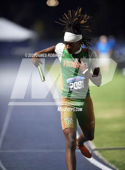 Thumbnail 1 in FHSAA Class 3A Final (4x400m) photogallery.