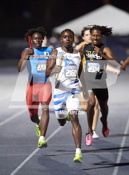 Thumbnail 2 in FHSAA Class 3A Final (4x400m) photogallery.