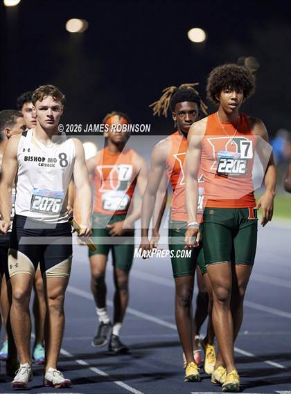 Thumbnail 1 in FHSAA Class 3A Final (4x400m) photogallery.