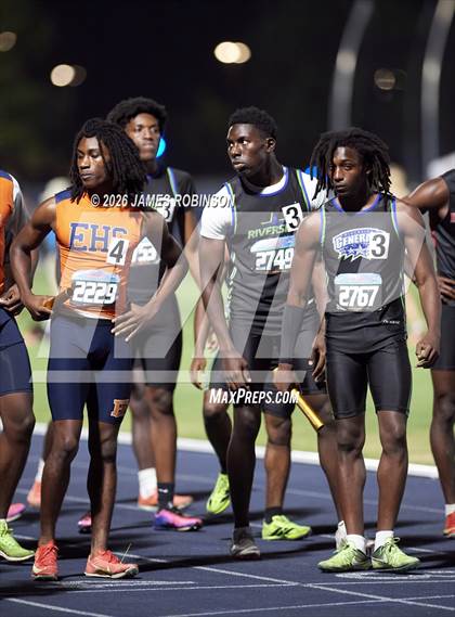 Thumbnail 3 in FHSAA Class 3A Final (4x400m) photogallery.