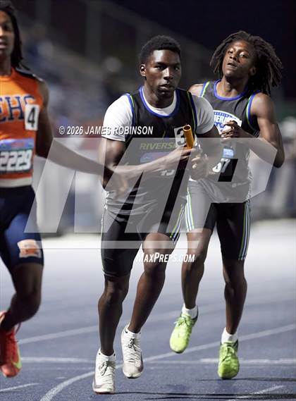 Thumbnail 3 in FHSAA Class 3A Final (4x400m) photogallery.