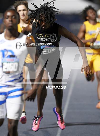 Thumbnail 3 in FHSAA Class 3A Final (4x400m) photogallery.