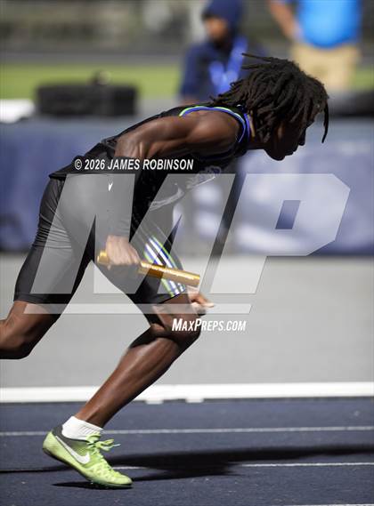 Thumbnail 3 in FHSAA Class 3A Final (4x400m) photogallery.