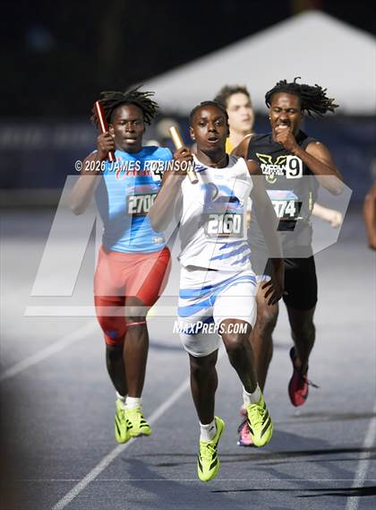 Thumbnail 3 in FHSAA Class 3A Final (4x400m) photogallery.
