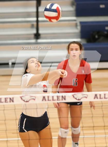 Thumbnail 1 in John Paul II vs. Centennial (Texas Open) photogallery.