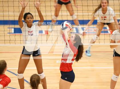Thumbnail 1 in John Paul II vs. Centennial (Texas Open) photogallery.